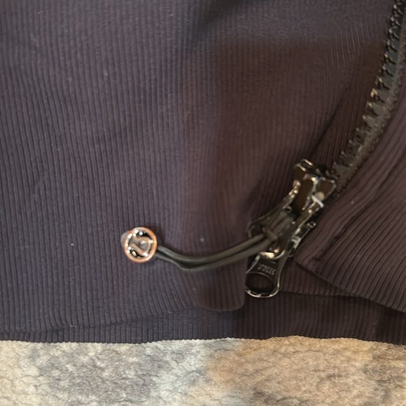 Lululemon size 8 zip up tunic sweater - Picture 2 of 3